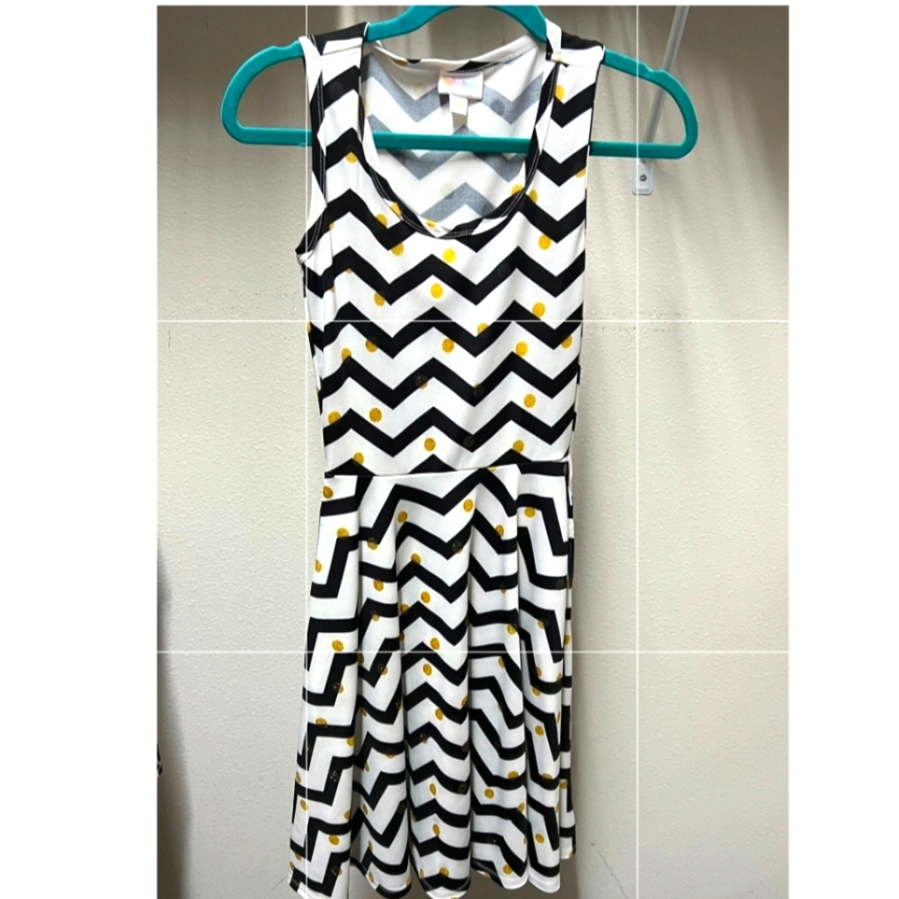 LulaRoe Nicki Dress - Black & White w/ Gold Polka Dots - Size XXS